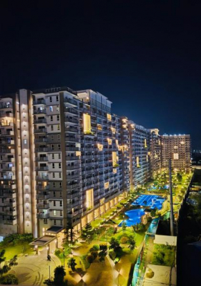 Condo with Pool Access - Kanlungan by A&J at Satori Residences, Pasig